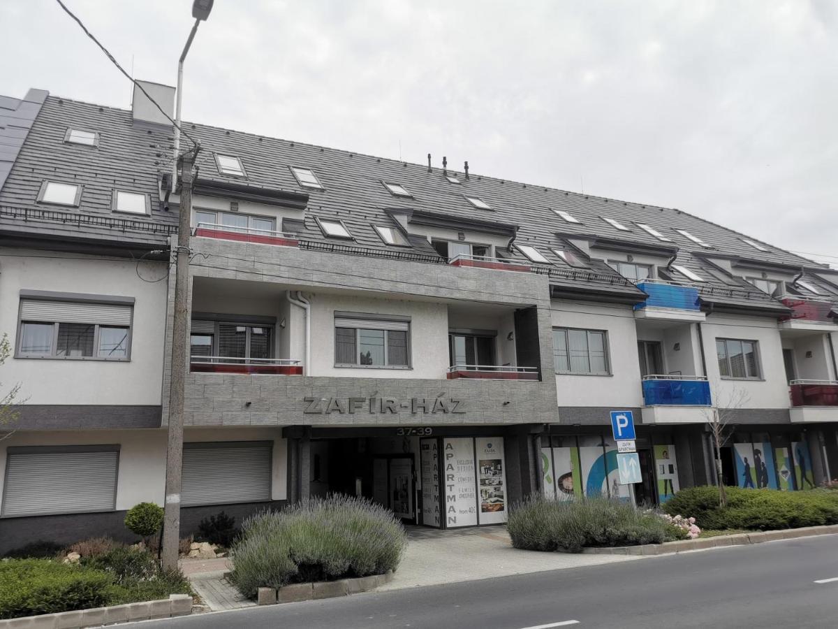 Sárvár Szabo Lux Apartman מראה חיצוני תמונה