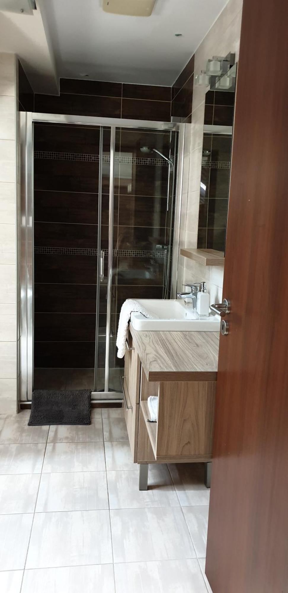 Sárvár Szabo Lux Apartman מראה חיצוני תמונה